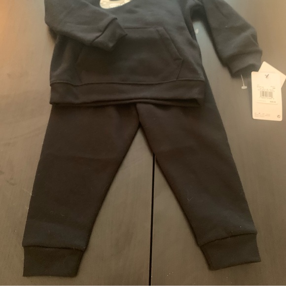 Nike Boys 24 Months Black Sweatsuit Brand New - Picture 4 of 5